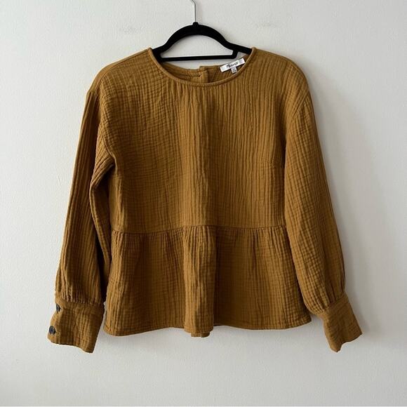 Madewell Lightspun Button-Back Peplum Top - Picture 3 of 9